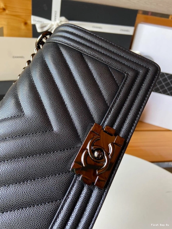 First Bag Ru CHANEL BOY 25CM WITH GUN CHAIN BAG 20CM 0808